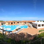 Apartment In Vignola Mare Near Sandy Beach Ferienhaus Vignola Mare
