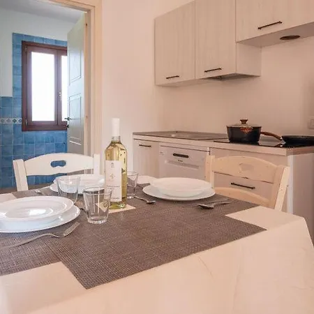 Apartment In Vignola Mare Near Sandy Beach 別荘 Vignola Mare
