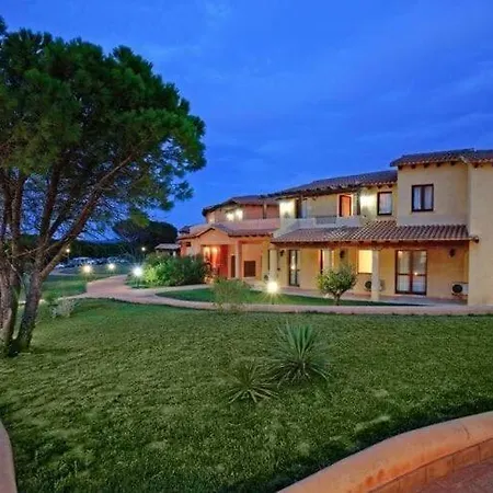 Apartment In Vignola Mare Near Sandy Beach 別荘 Vignola Mare