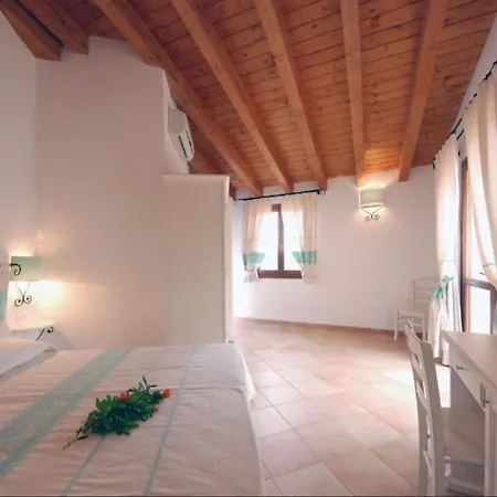 Apartment In Vignola Mare Near Sandy Beach *